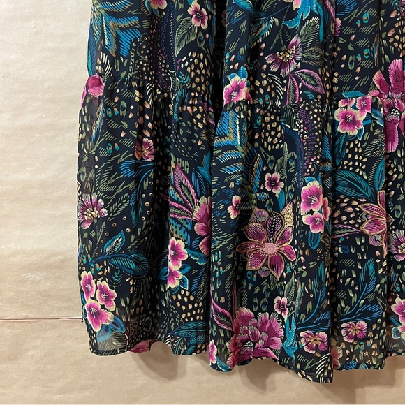 Evereve | NWT Matching Set Azalea One Shoulder Top & Tiered Maxi Skirt Size M - Picture 14 of 16